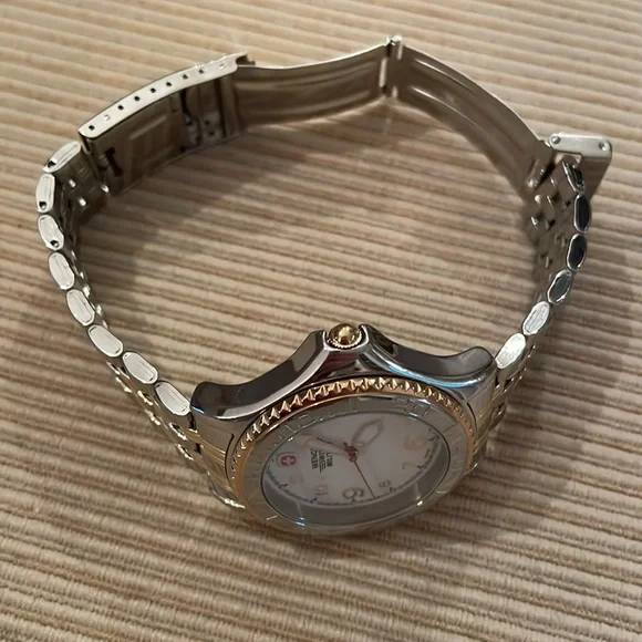 Wenger Swiss Military Watch - Picture 2 of 4